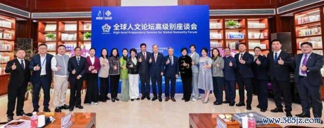 国际千万大V北好意思崔哥联袂“孔子”空降上海助力2026全球东说念主文论坛
